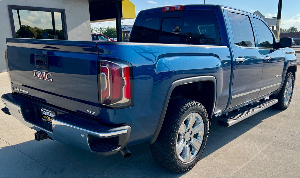 2017 GMC Sierra Image 7