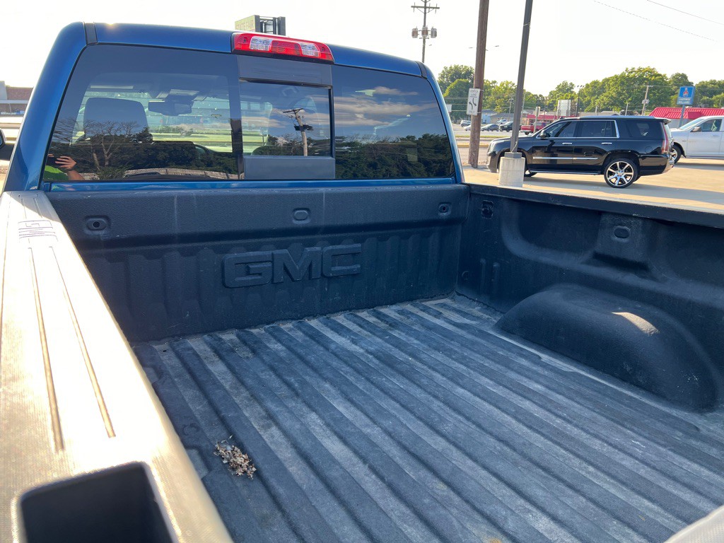 2017 GMC Sierra Image 21