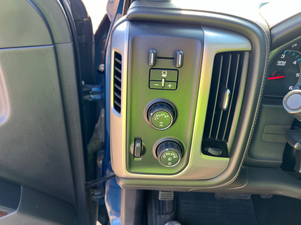 2017 GMC Sierra Image 24
