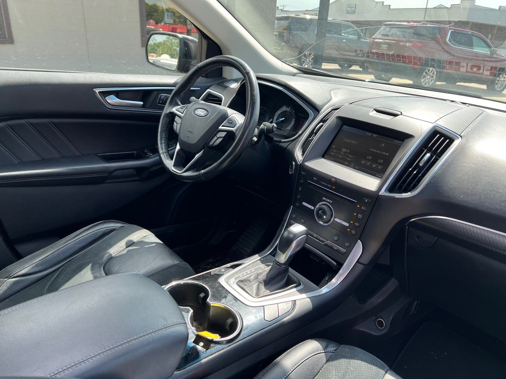2015 Ford Edge Image 11