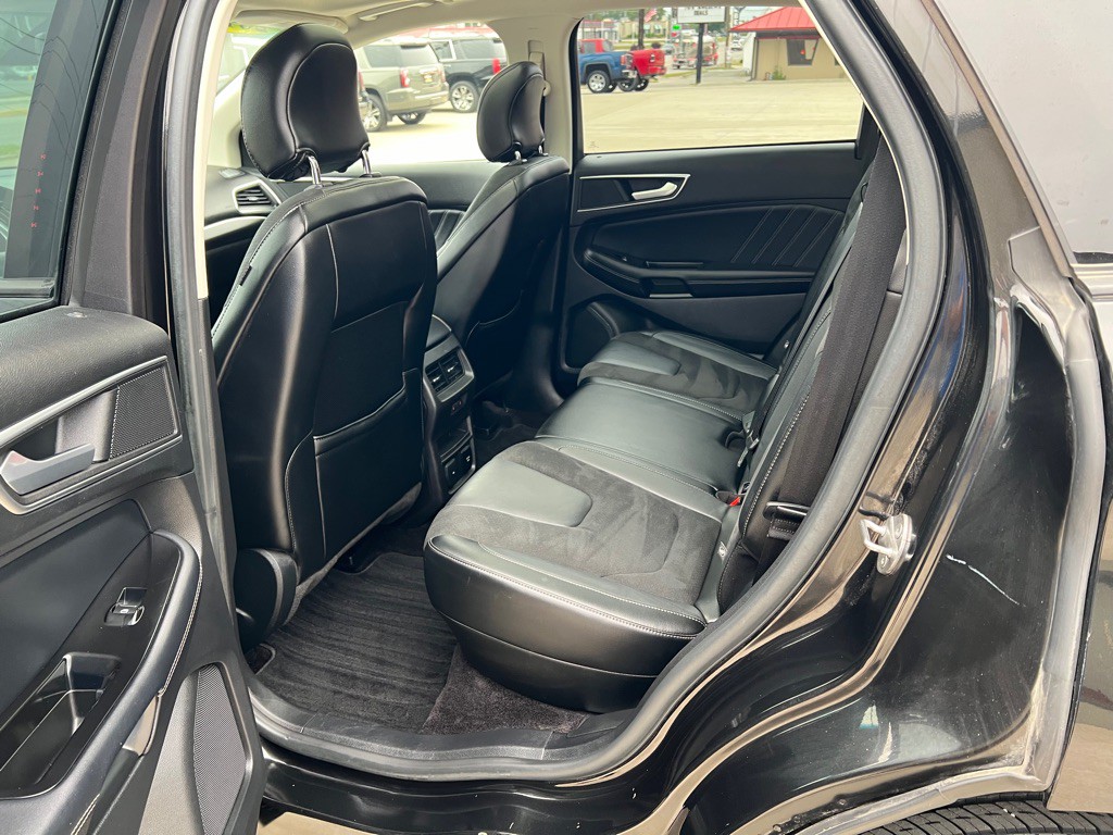 2015 Ford Edge Image 21