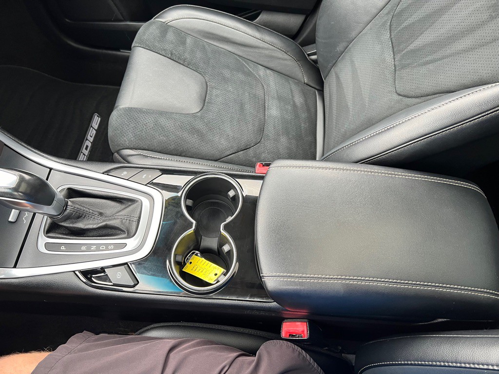 2015 Ford Edge Image 33