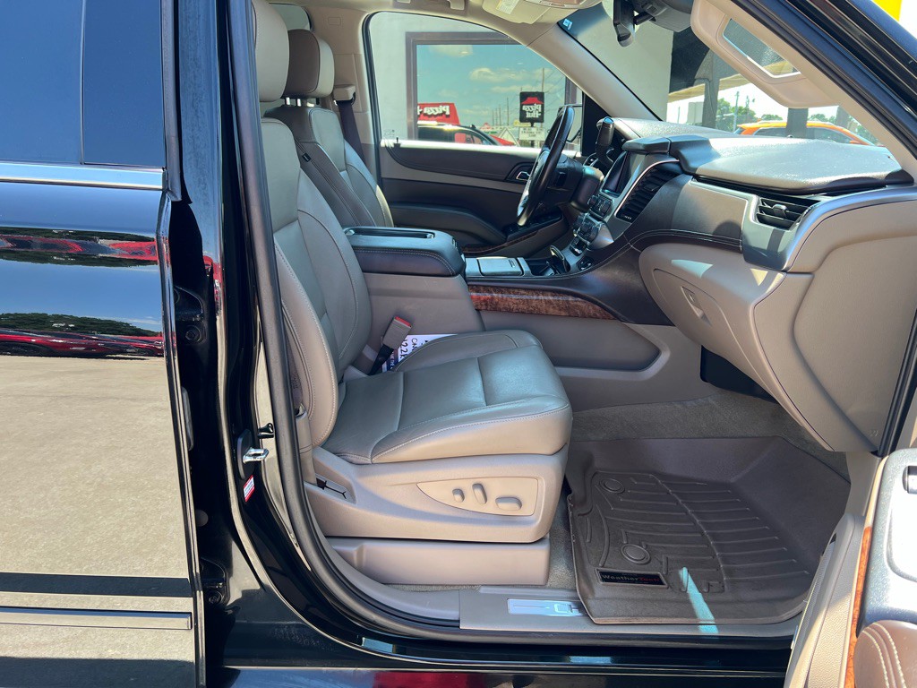 2017 Chevrolet Tahoe Image 14