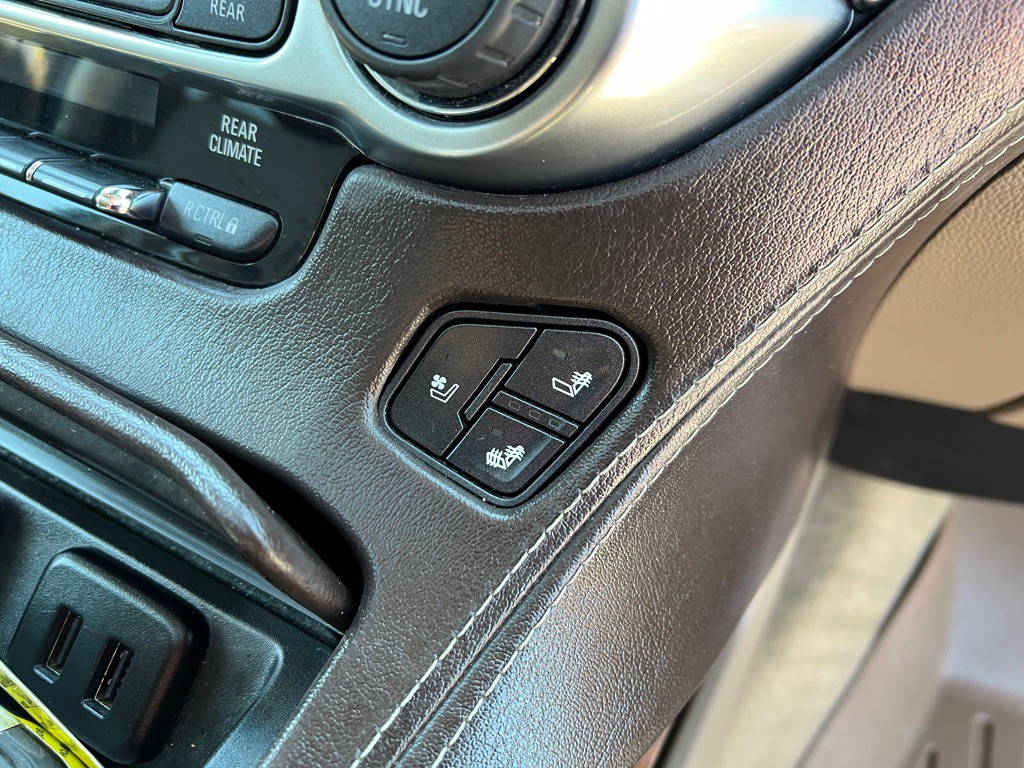 2017 Chevrolet Tahoe Image 19
