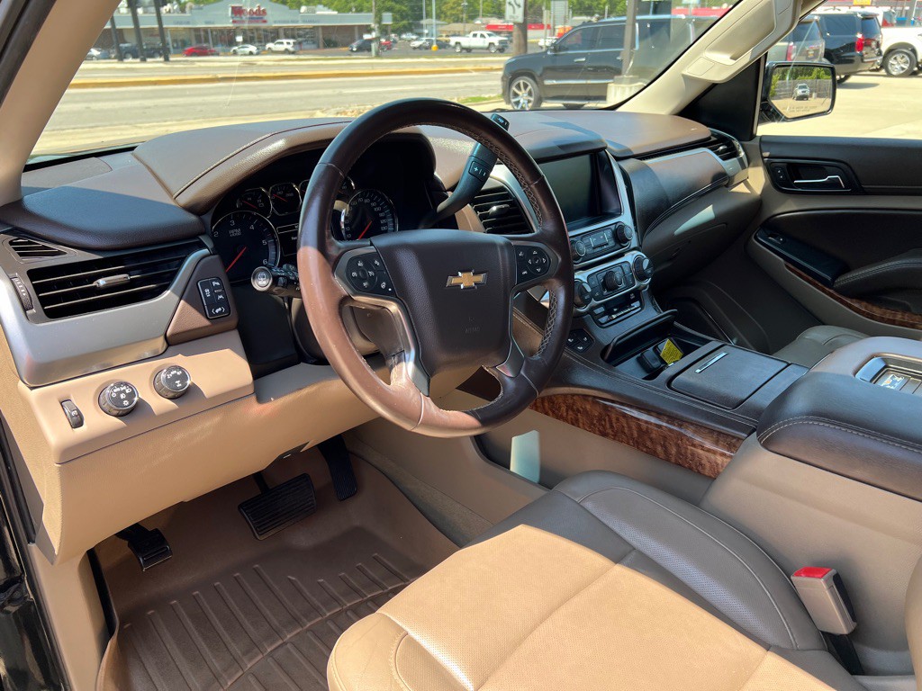 2017 Chevrolet Tahoe Image 32