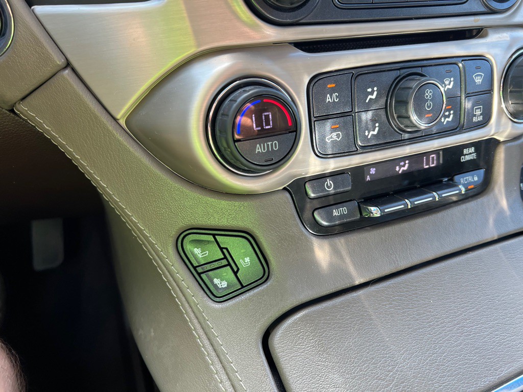 2018 GMC Yukon Image 29