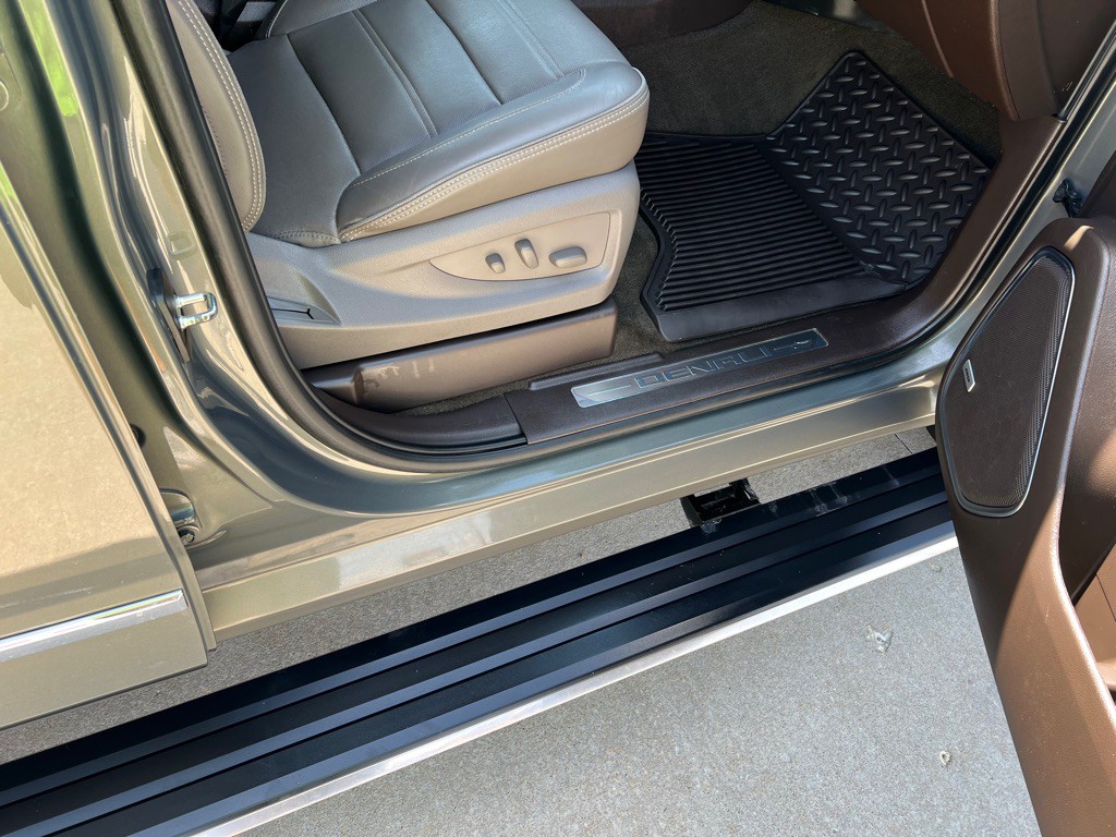 2018 GMC Yukon Image 9