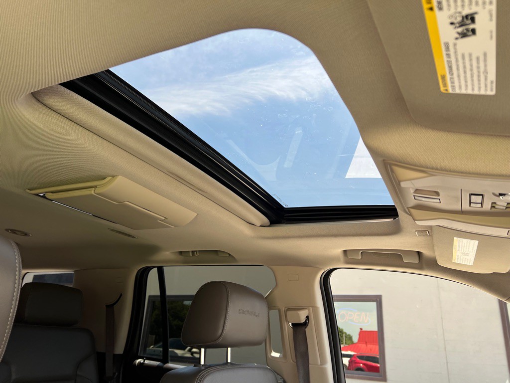2018 GMC Yukon Image 12