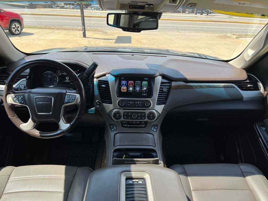2018 GMC Yukon Image 16