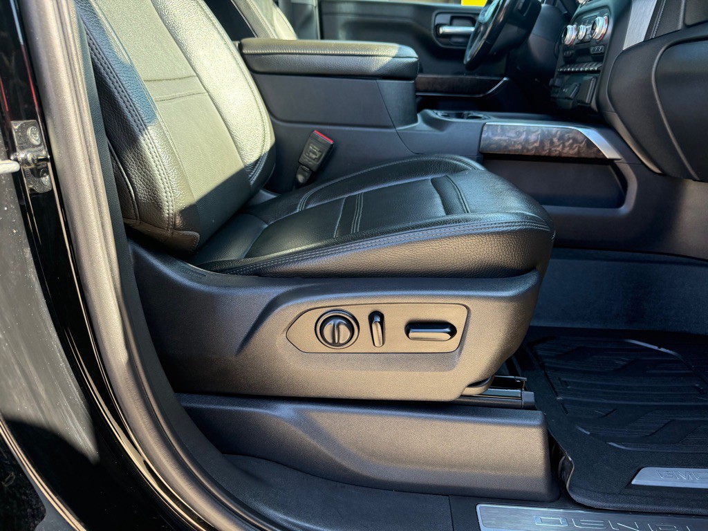 2020 GMC Sierra Image 24