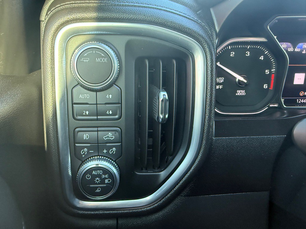 2020 GMC Sierra Image 28