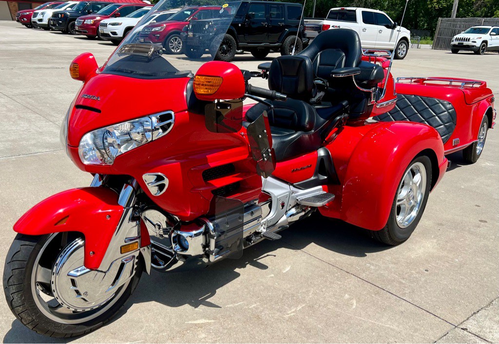 2004 Honda Goldwing 1800 Image 4