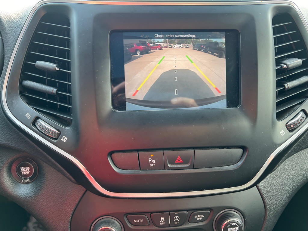 2020 Jeep Cherokee Image 22