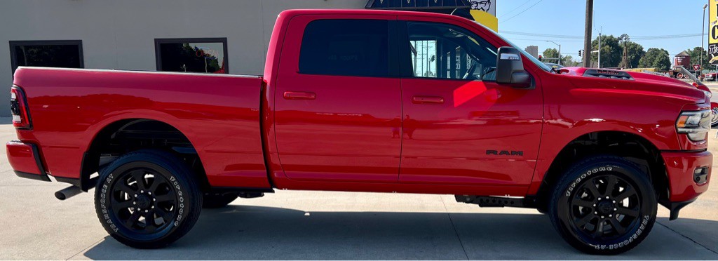 2024 RAM 2500 Image 8