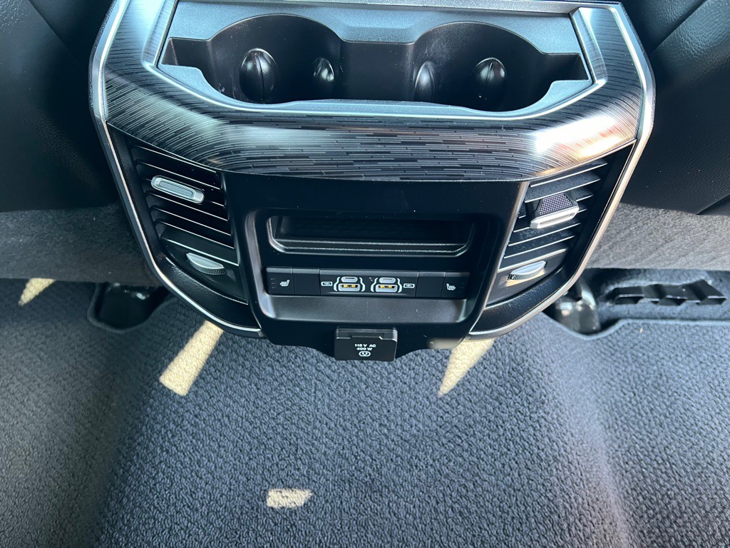 2024 RAM 2500 Image 21
