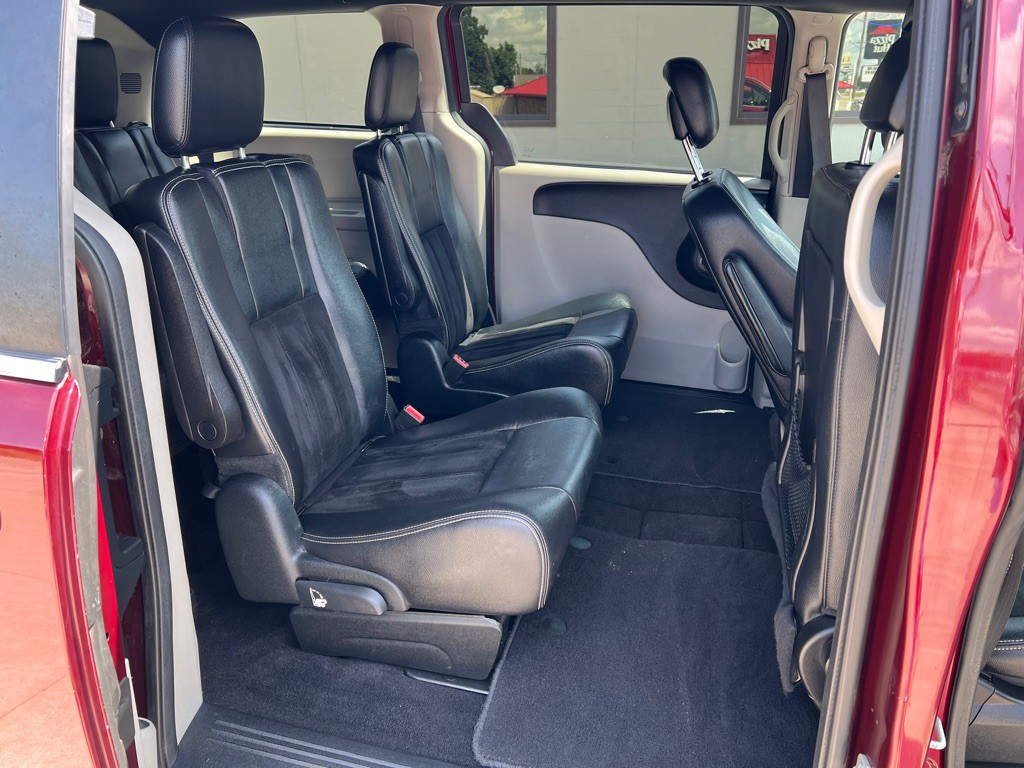 2017 Dodge Grand Caravan Image 13