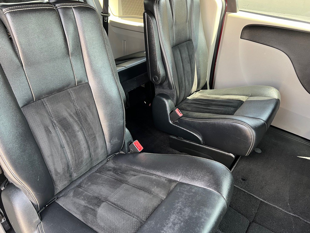 2017 Dodge Grand Caravan Image 14