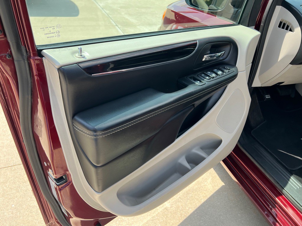 2017 Dodge Grand Caravan Image 21