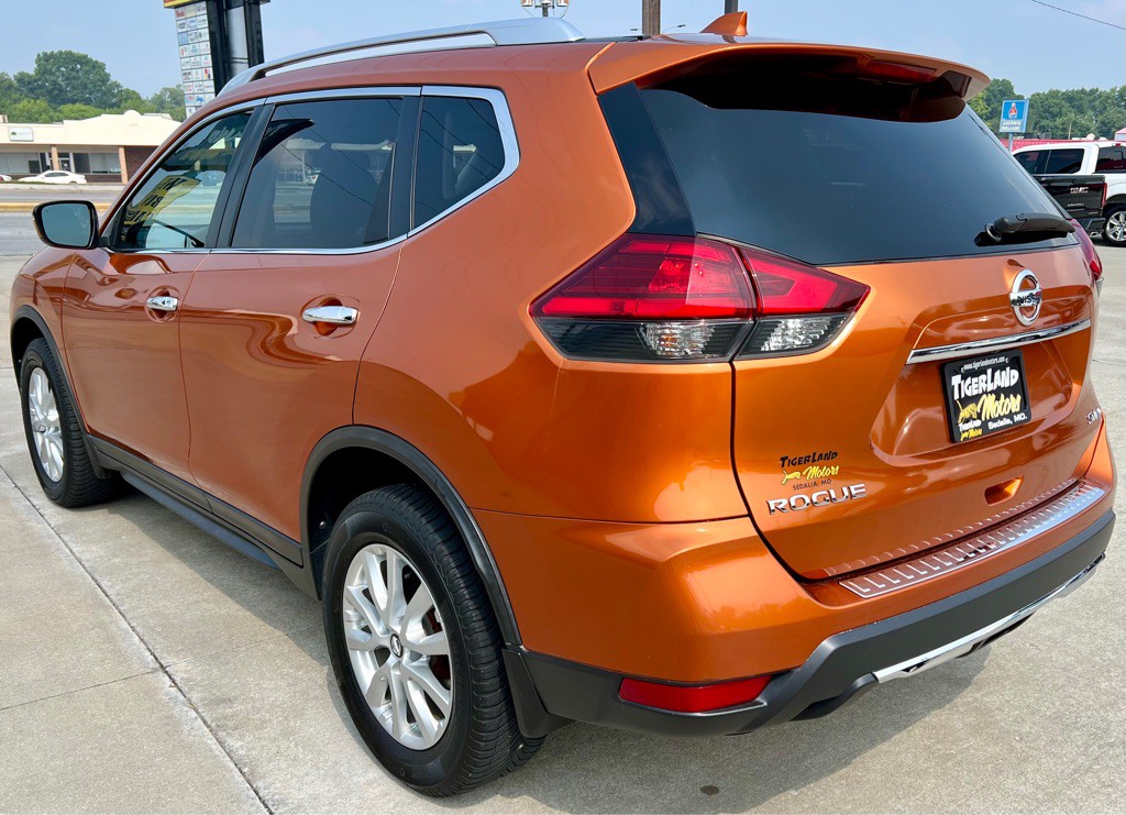 2017 Nissan Rogue Image 5