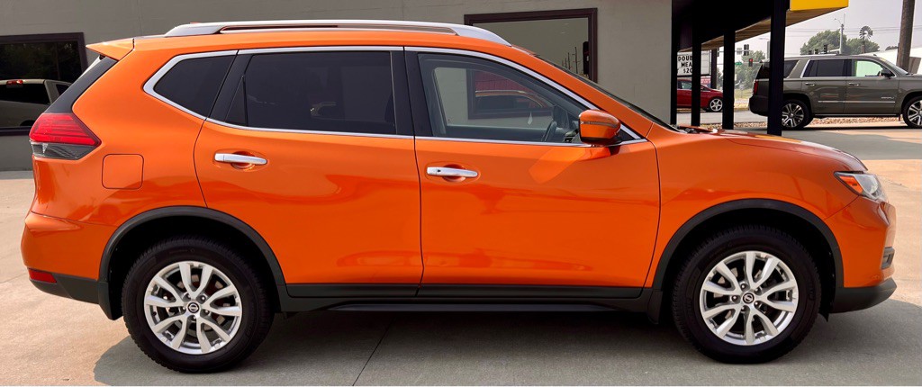 2017 Nissan Rogue Image 8