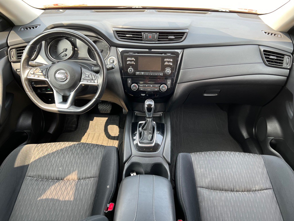 2017 Nissan Rogue Image 13