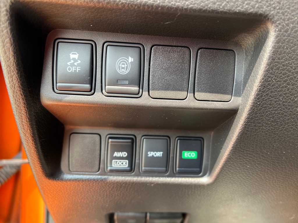 2017 Nissan Rogue Image 21