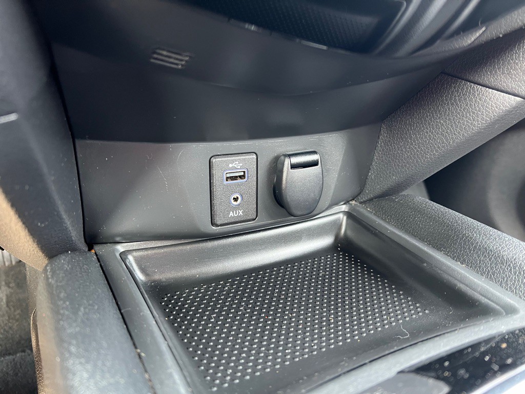 2017 Nissan Rogue Image 27