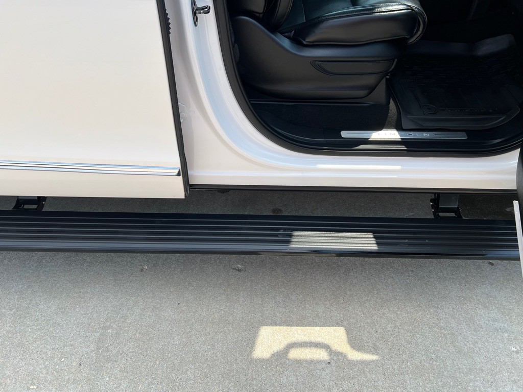 2019 Lincoln Navigator Image 11