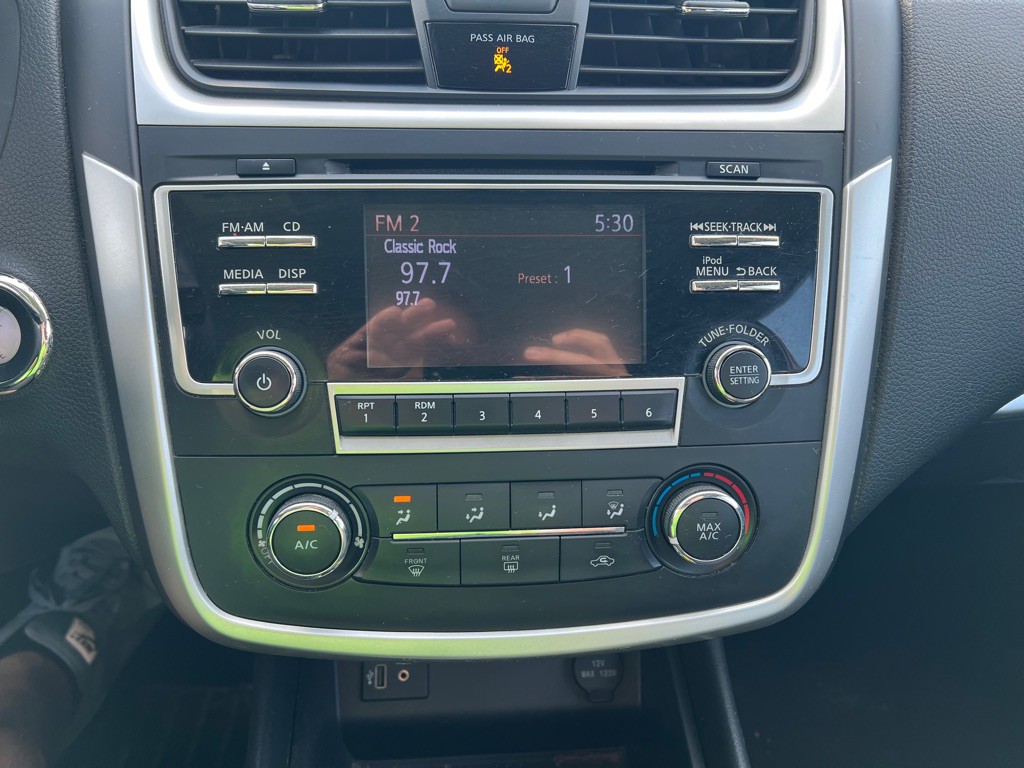 2018 Nissan Altima Image 13