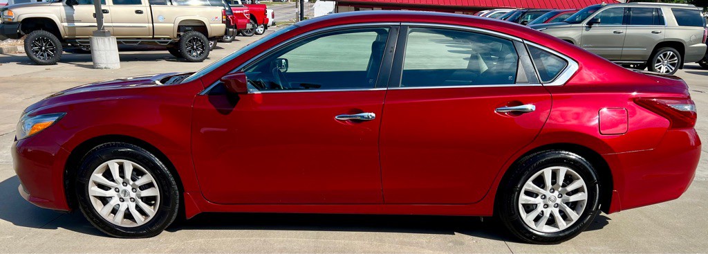 2018 Nissan Altima Image 4