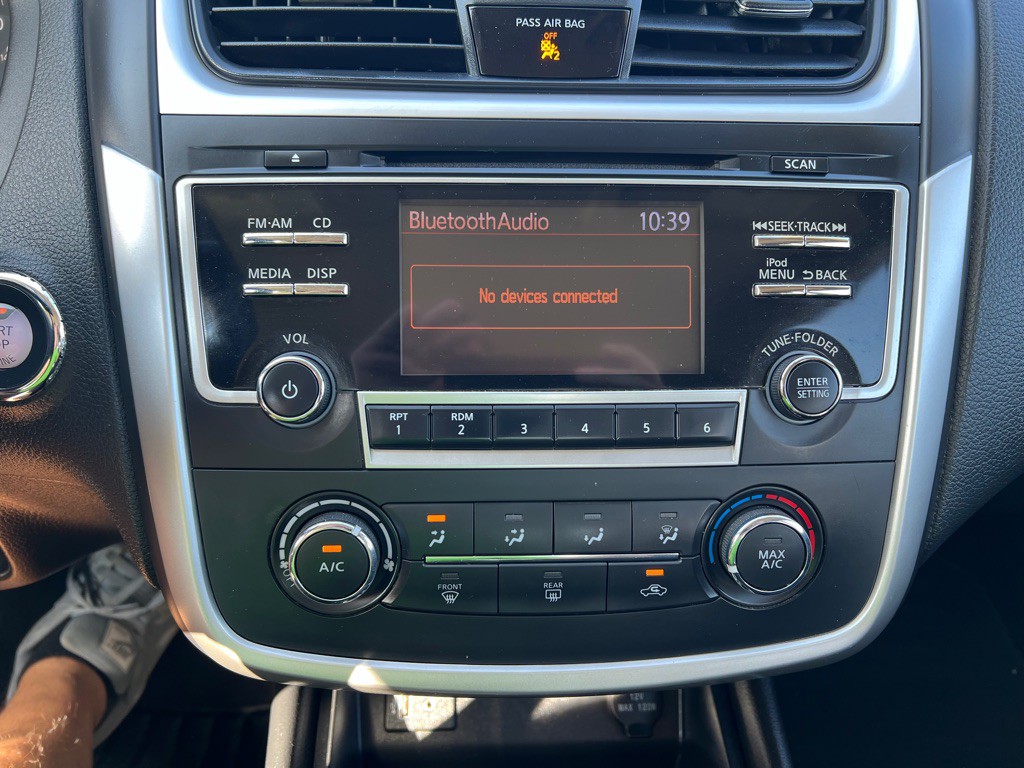 2018 Nissan Altima Image 21