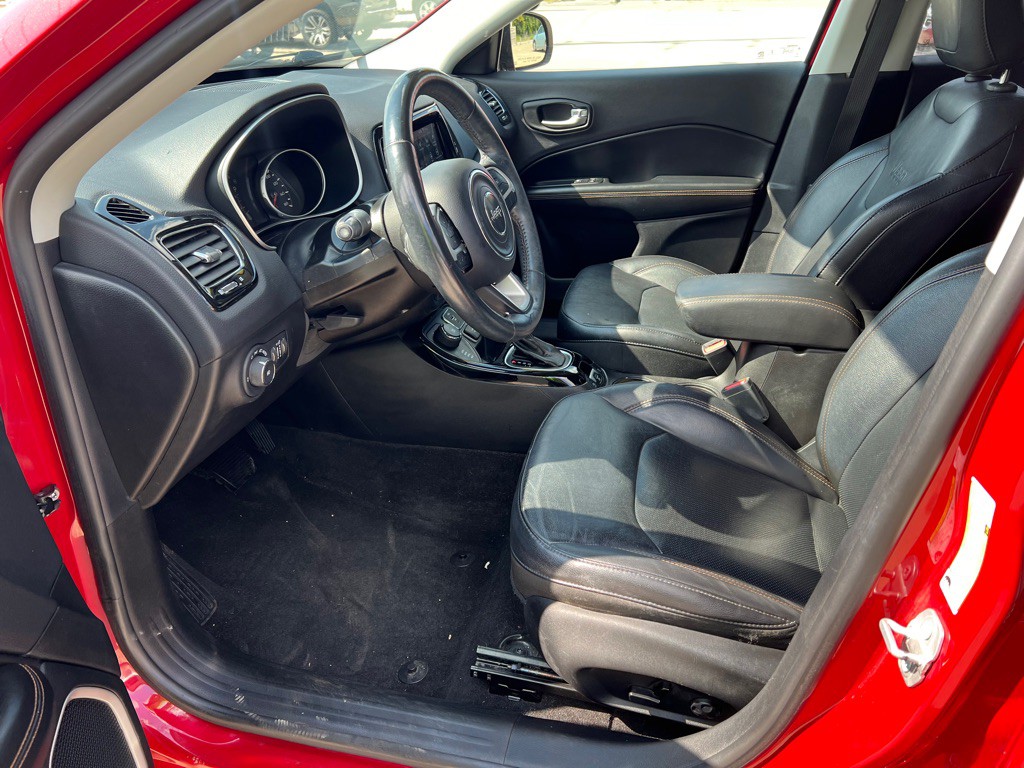2018 Jeep Compass Image 18