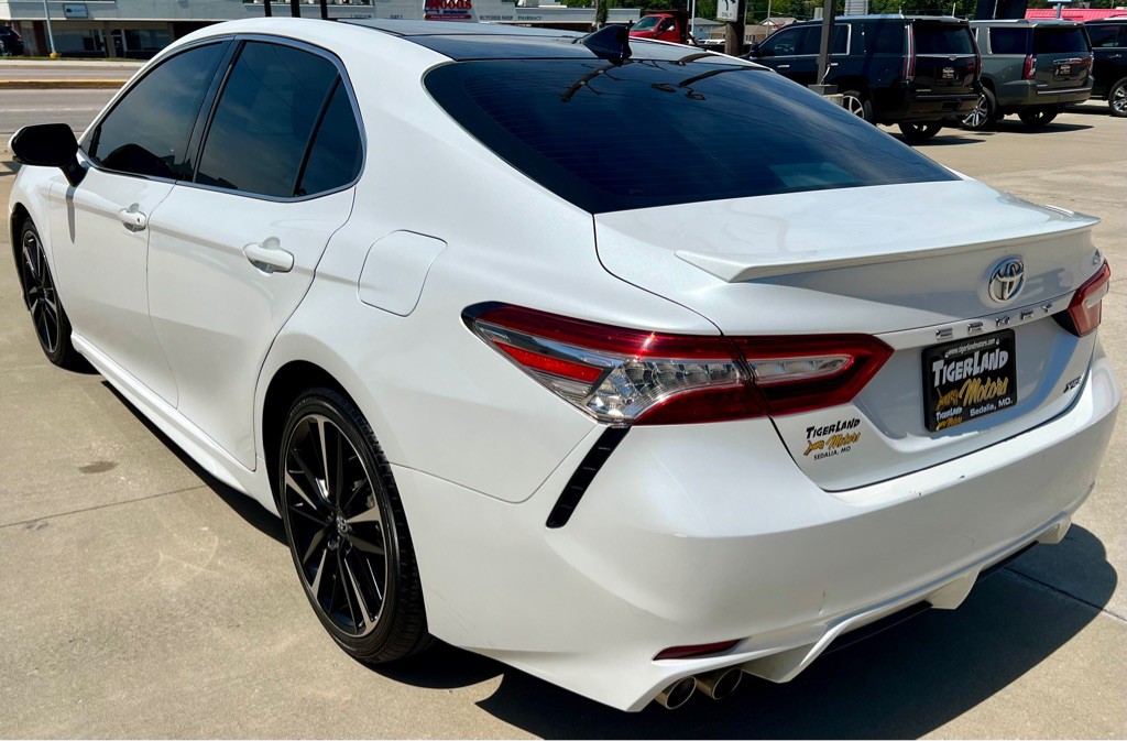 2020 Toyota Camry Image 5