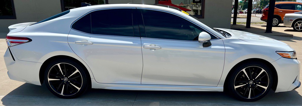 2020 Toyota Camry Image 8
