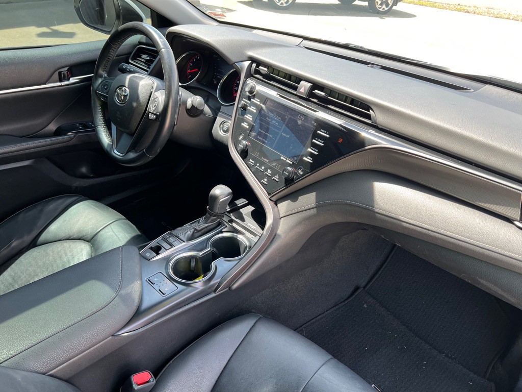 2020 Toyota Camry Image 12