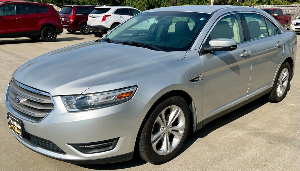 2014 Ford Taurus Image 3
