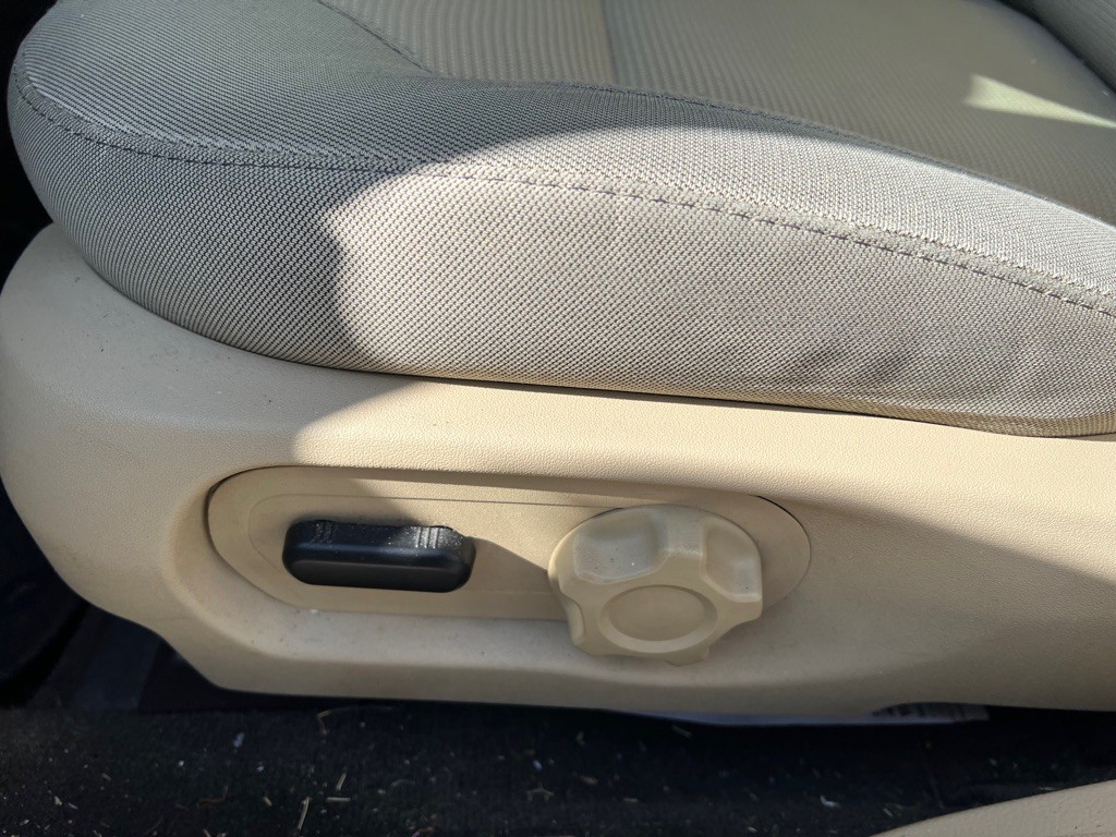 2014 Ford Taurus Image 14