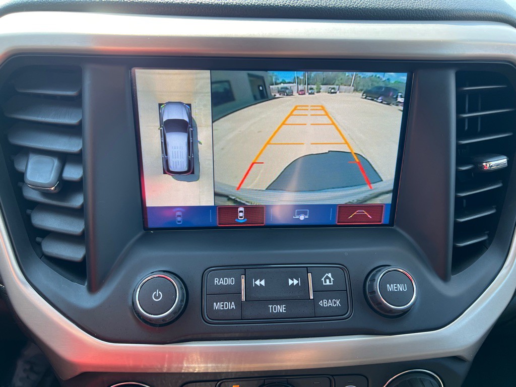 2017 GMC Acadia Image 27