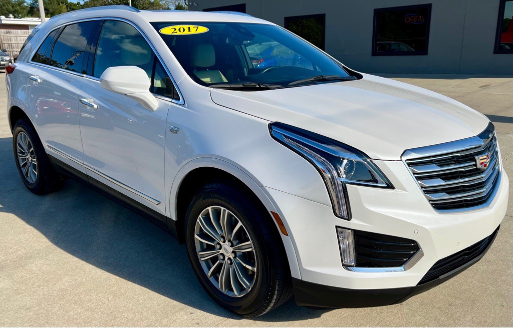 2017 Cadillac XT5 Image 1