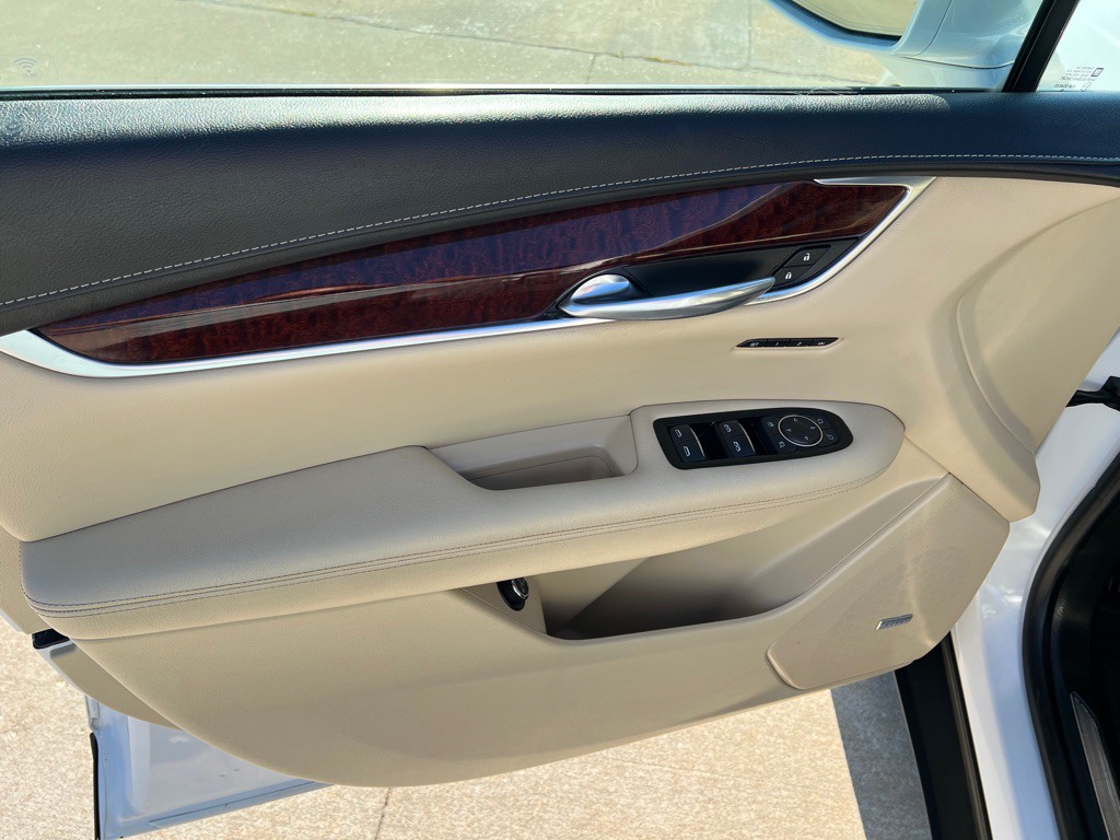 2017 Cadillac XT5 Image 25