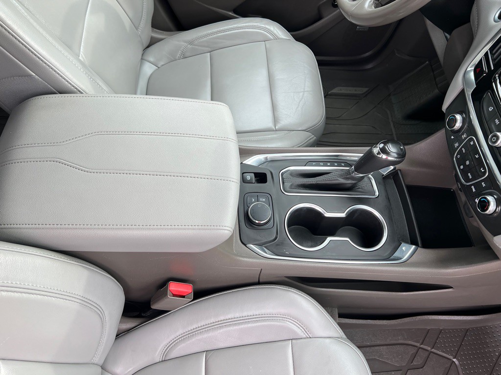 2020 Chevrolet Traverse Image 15