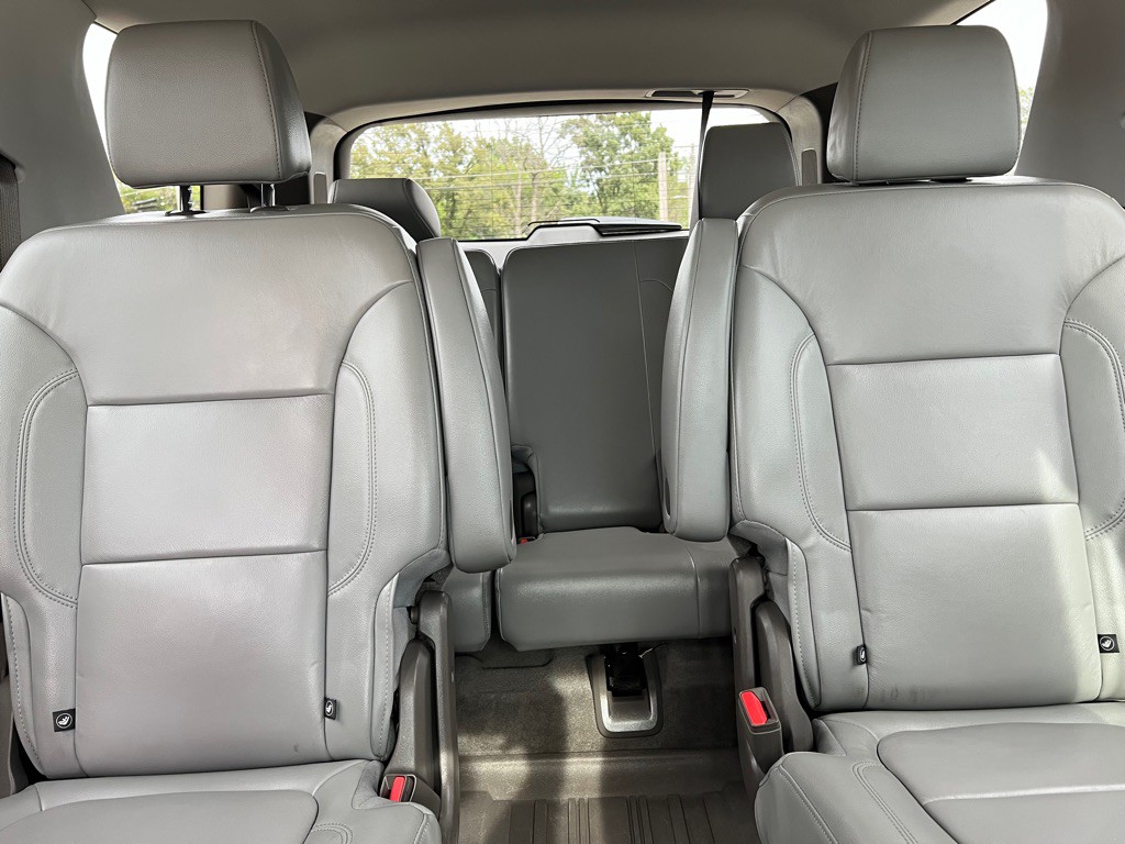 2020 Chevrolet Traverse Image 16