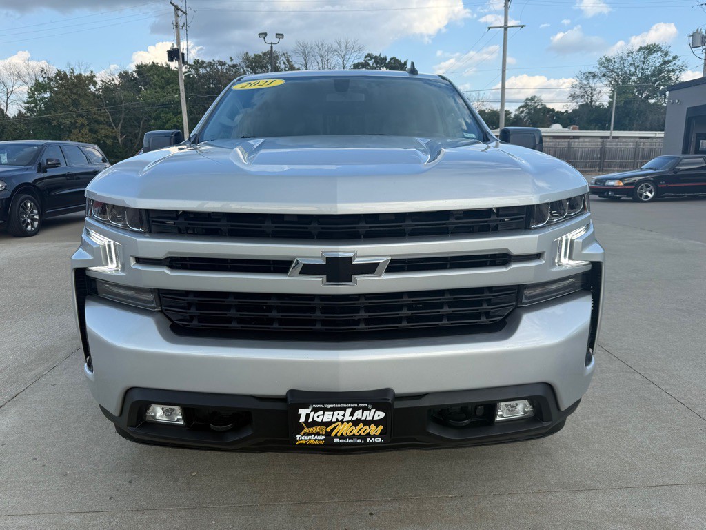 2021 Chevrolet Silverado 1500 Image 2