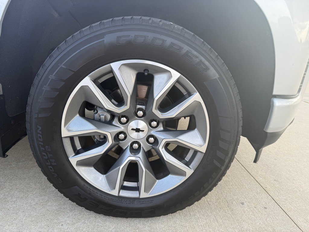 2021 Chevrolet Silverado 1500 Image 9