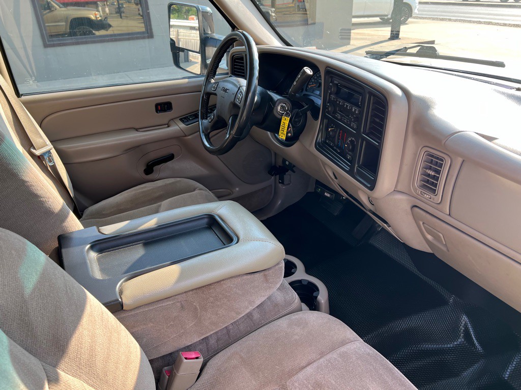 2005 GMC Sierra Image 12