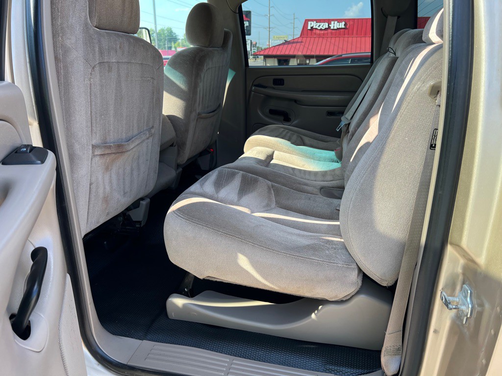 2005 GMC Sierra Image 16
