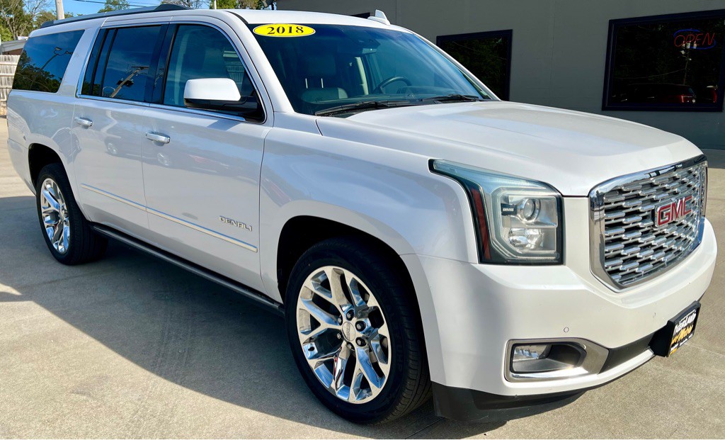 2018 GMC Yukon Image 1