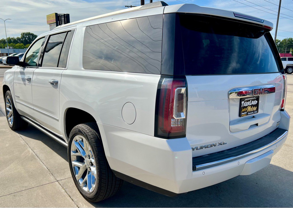 2018 GMC Yukon Image 5