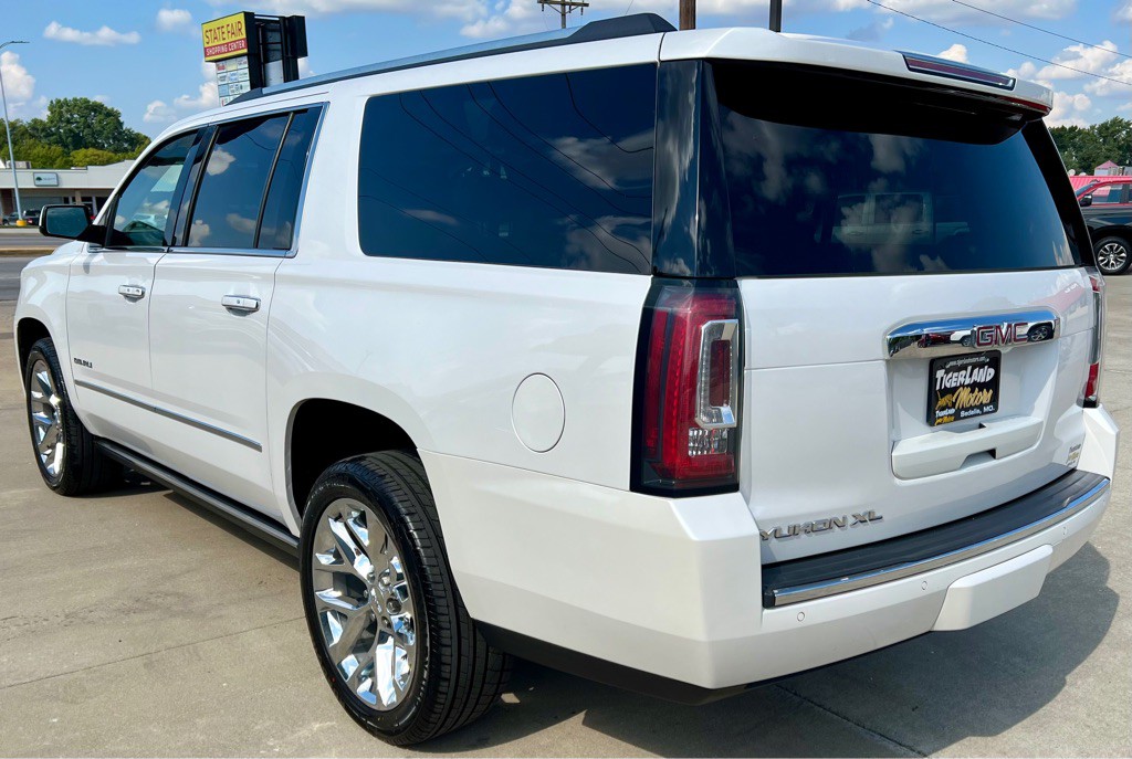 2018 GMC Yukon Image 5