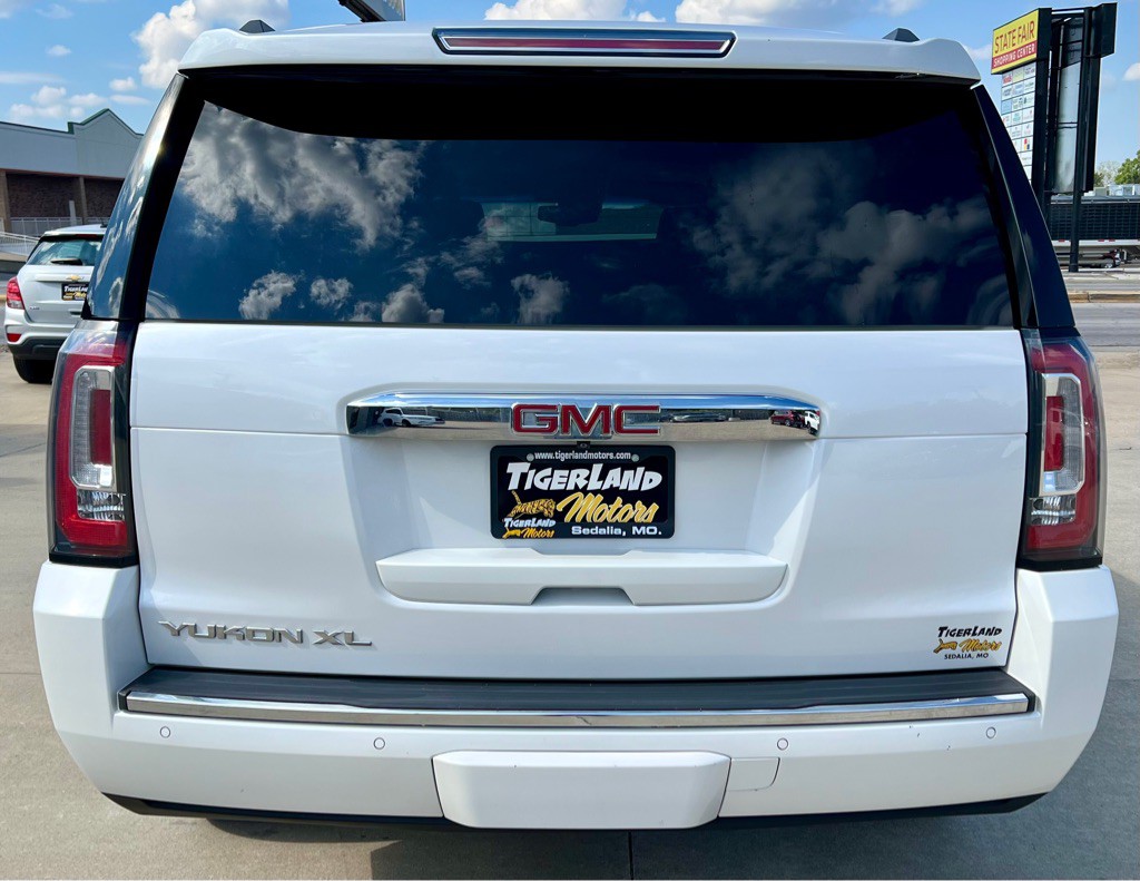 2018 GMC Yukon Image 6